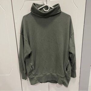 Aerie Green Turtle Neck Oversized Sweatshirt